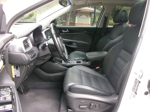 Used 2016 Kia Sorento SX image 10
