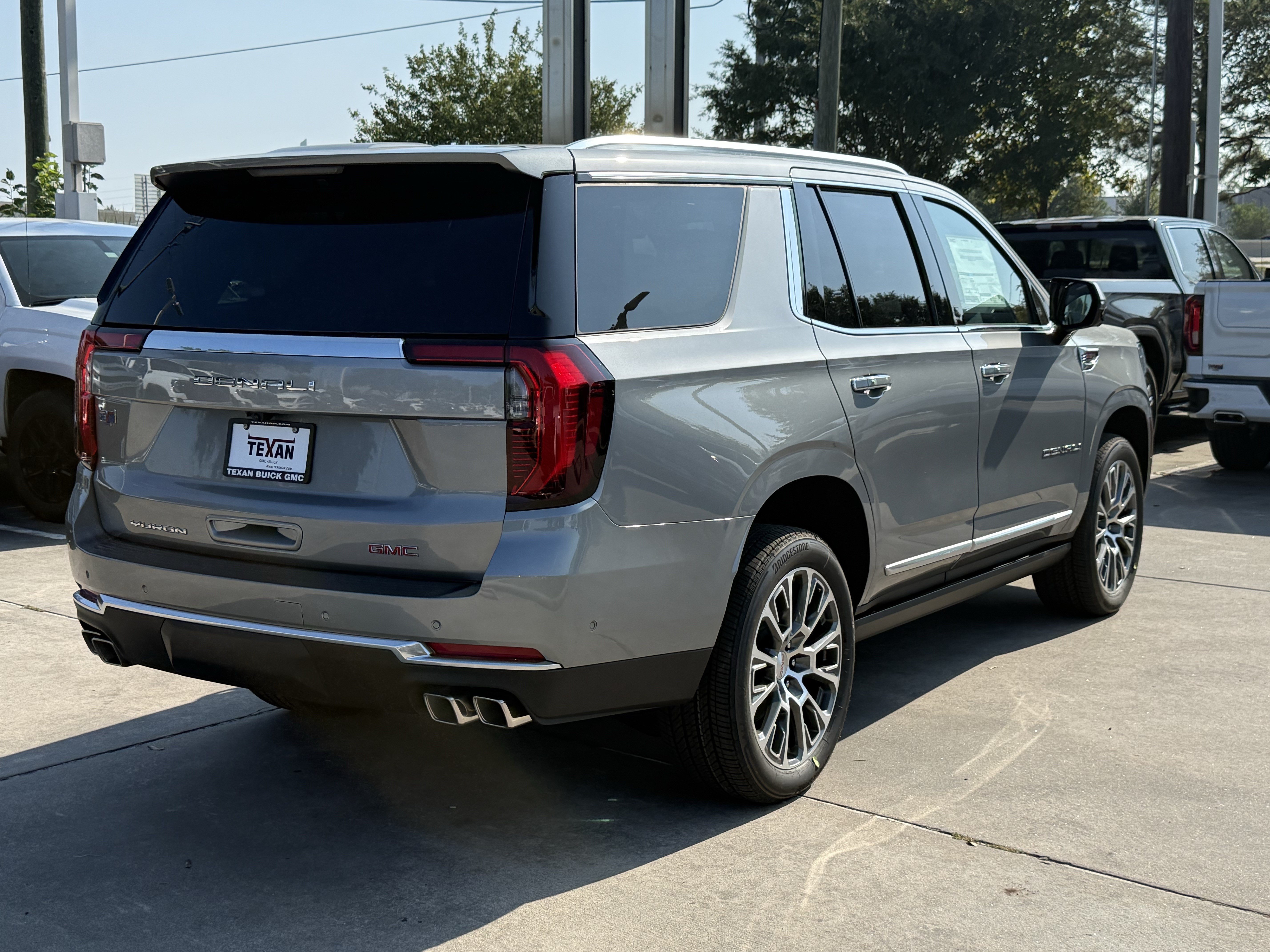 New 2027 GMC Yukon Denali w/ Sun & Power Step Package RWD image 5
