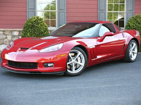 Used 2012 Chevrolet Corvette Grand Sport w/ 2LT Preferred Equipment Group RWD image 1