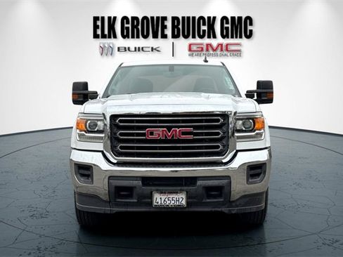 Used 2017 GMC Sierra 2500 2WD Crew Cab image 9