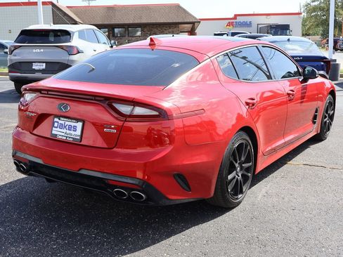 Used 2018 Kia Stinger GT2 AWD/4WD image 7