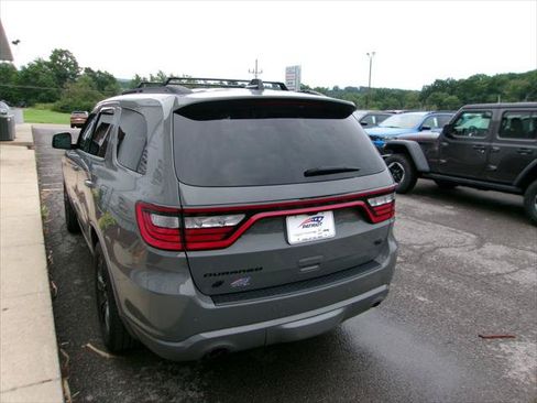 Used 2023 Dodge Durango R/T AWD/4WD image 3