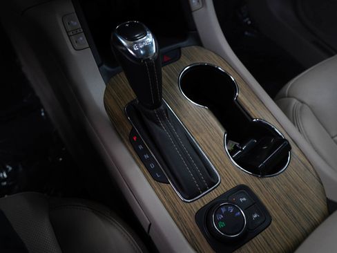 Used 2018 GMC Acadia Denali w/ Technology Package image 20