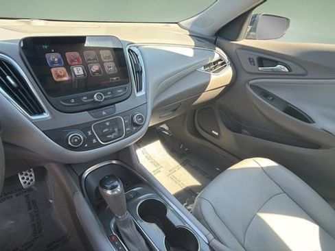 Used 2016 Chevrolet Malibu LT w/ Leather Package image 26