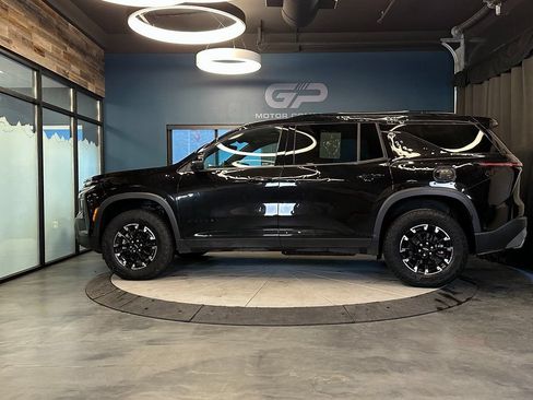 Used 2024 Chevrolet Traverse Z71 w/ Enhanced Driving Package AWD/4WD image 6