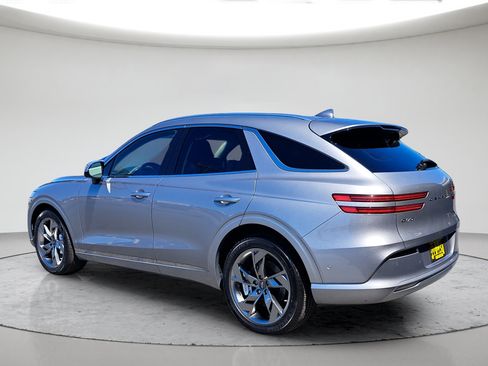 Used 2025 Genesis Electrified GV70 w/ Prestige Package AWD/4WD image 6