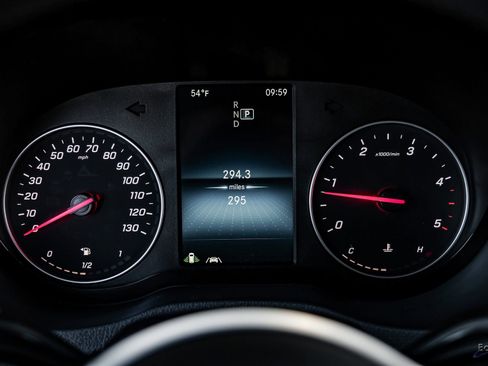 Used 2023 Mercedes-Benz Sprinter 3500 image 57