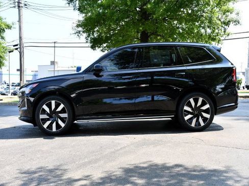 New 2025 Volvo EX90 Ultra image 4