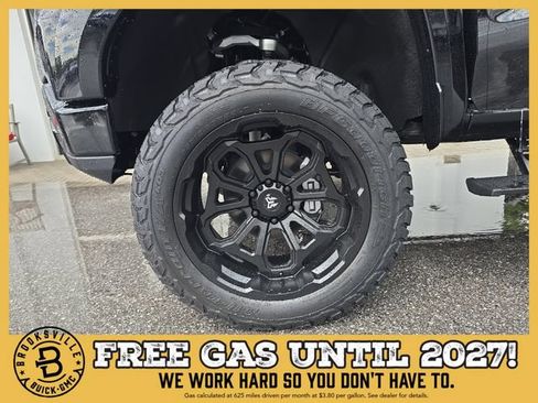 New 2026 GMC Sierra 1500 AT4 w/ AT4 Premium Package AWD/4WD image 28