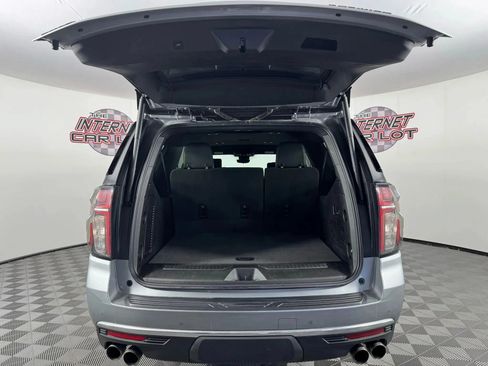 Used 2024 Chevrolet Suburban Premier AWD/4WD image 26