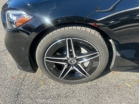 Used 2024 Mercedes-Benz C 300 Sedan image 11