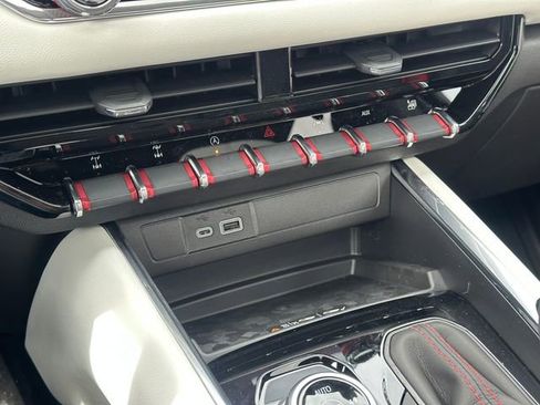 New 2026 GMC Canyon AT4X w/ LPO, Black Badging Package image 29