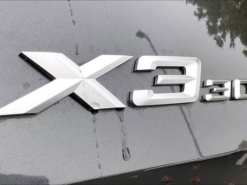 Used 2025 BMW X3 xDrive30i w/ Convenience Package image 11