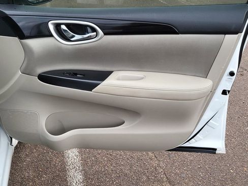 Used 2017 Nissan Sentra SV image 16