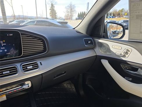 Used 2026 Mercedes-Benz GLE 450 4MATIC image 25