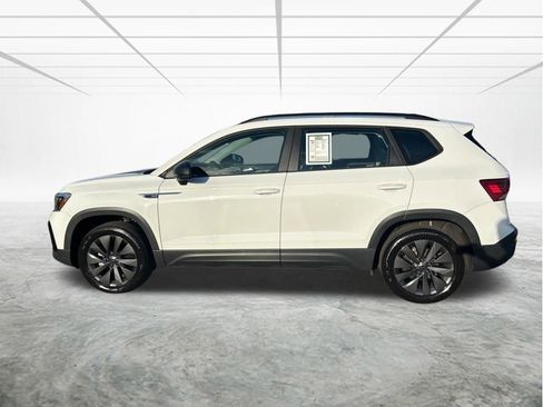 Used 2022 Volkswagen Taos S image 7