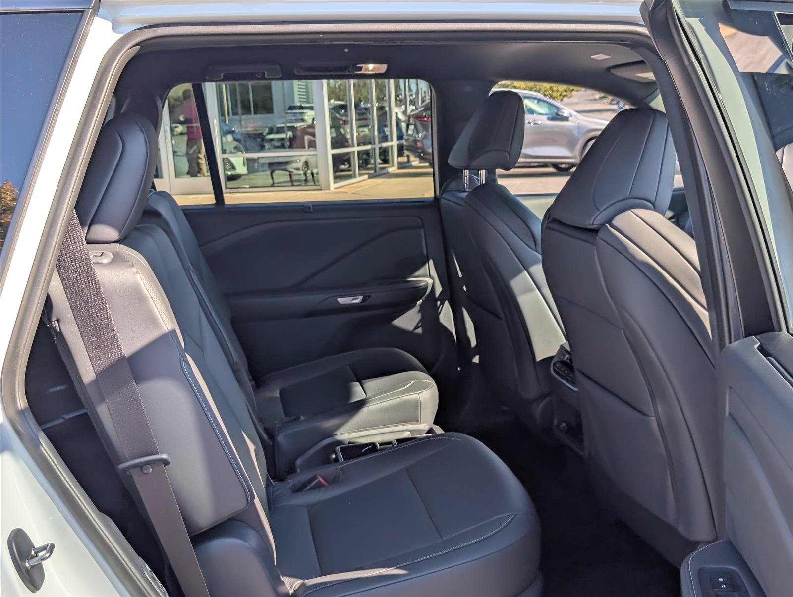 Used 2026 Lexus TX 500h AWD w/ Technology Package image 13