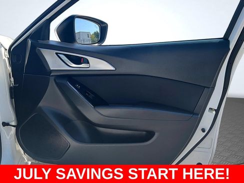 Used 2018 MAZDA MAZDA3 Sport w/ Preferred Equipment Package FWD image 30