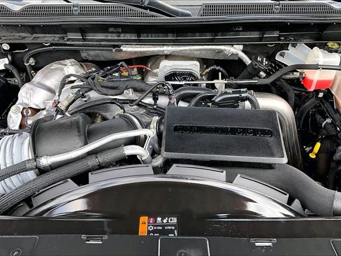 Used 2024 GMC Sierra 3500 AT4 w/ AT4 Premium Plus Package image 32