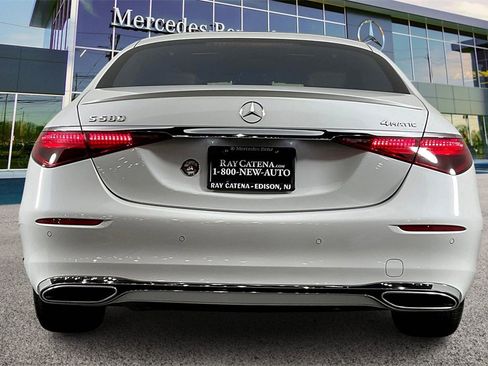 Used 2025 Mercedes-Benz S 580 4MATIC Sedan image 4