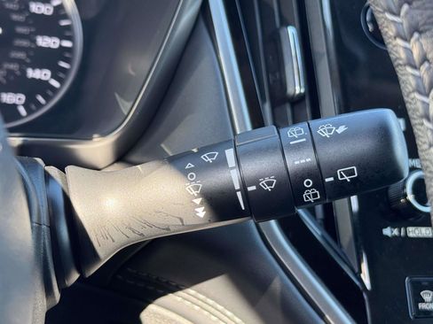 Certified 2025 Subaru Outback Limited image 24