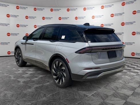 New 2026 Lincoln Nautilus Reserve w/ Jet Appearance Package AWD/4WD image 3