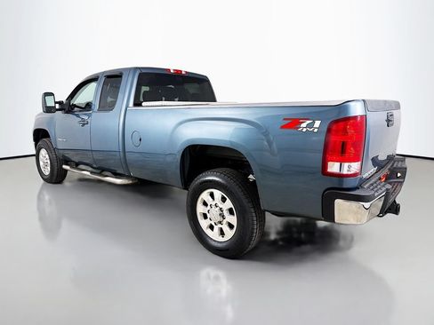Used 2013 GMC Sierra 2500 SLE w/ SLE Preferred Package AWD/4WD image 6