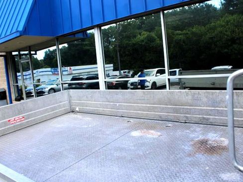 Used 2018 Ford Transit 250 138 image 13