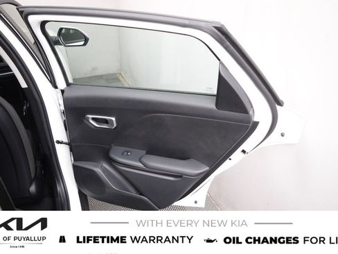 New 2026 Kia K4 FWD image 13