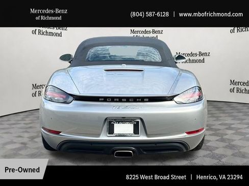 Used 2019 Porsche 718 Boxster RWD image 22