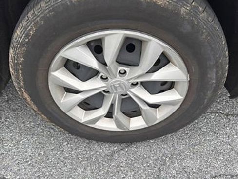 Certified 2025 Honda CR-V LX image 11