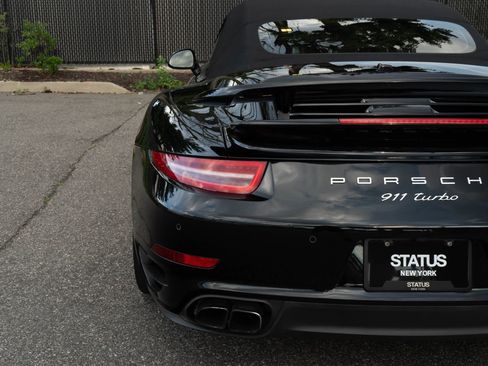 Used 2014 Porsche 911 Turbo image 37