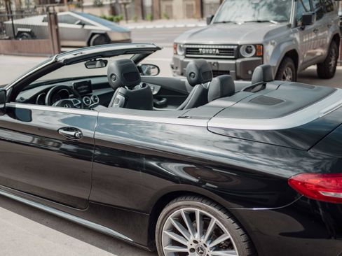Used 2018 Mercedes-Benz C 300 Cabriolet w/ Premium Package image 11