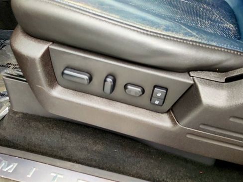 Used 2014 Ford F150 Limited image 11