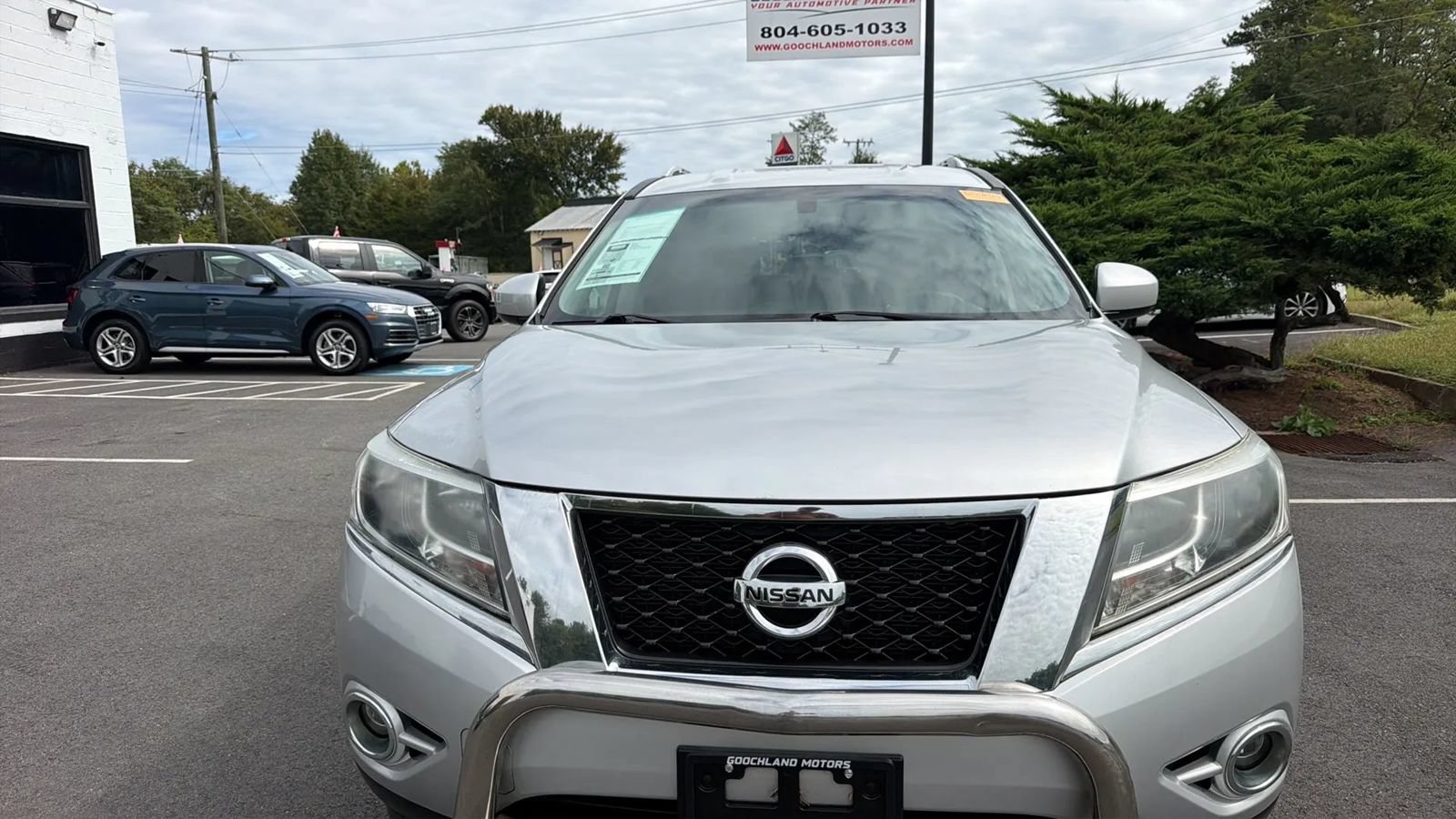 Used 2013 Nissan Pathfinder SV AWD/4WD image 9