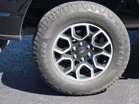 Used 2022 Ford F150 XLT w/ Equipment Group 302A High AWD/4WD image 11