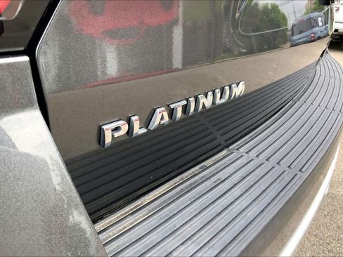 Used 2019 Ford Expedition Max Platinum AWD/4WD image 31