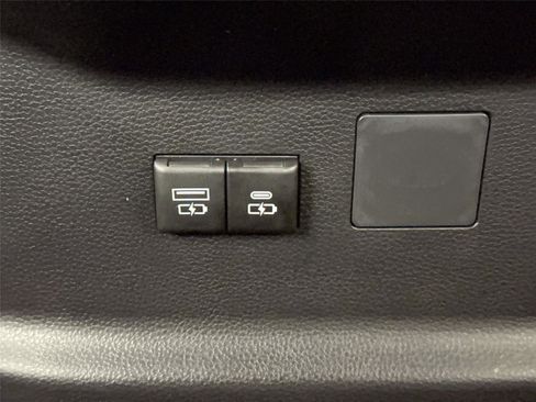 Certified 2026 Toyota Tundra Limited image 38