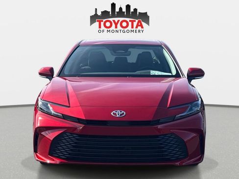 Used 2026 Toyota Camry LE w/ Convenience Package image 9