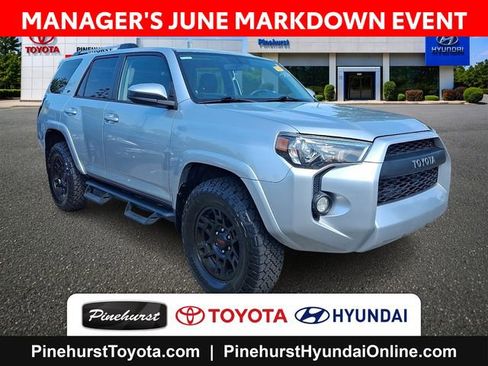 Used 2019 Toyota 4Runner SR5 AWD/4WD image 1
