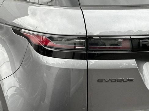New 2026 Land Rover Range Rover Evoque Dynamic SE AWD/4WD image 12