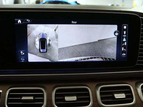 Used 2024 Mercedes-Benz GLE 450e 4MATIC w/ Driver Assistance Package image 26