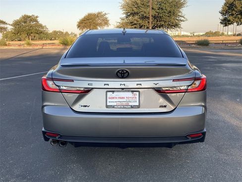 New 2026 Toyota Camry Hybrid image 6