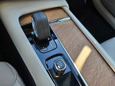 Used 2022 Volvo XC90 T8 Inscription Expression image 26