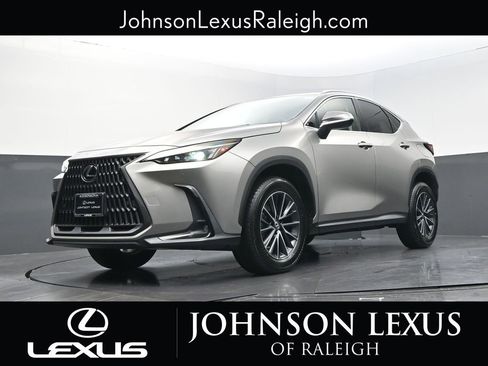 Used 2022 Lexus NX 250 AWD image 18