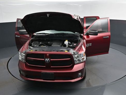 Used 2019 RAM 1500 Express AWD/4WD image 52