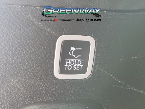 Used 2022 Jeep Wagoneer Series I w/ Premium Group I image 9