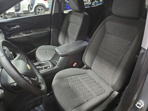 Used 2024 Chevrolet Equinox LT image 17