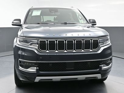Used 2024 Jeep Wagoneer Series II w/ Flexible Seating Group