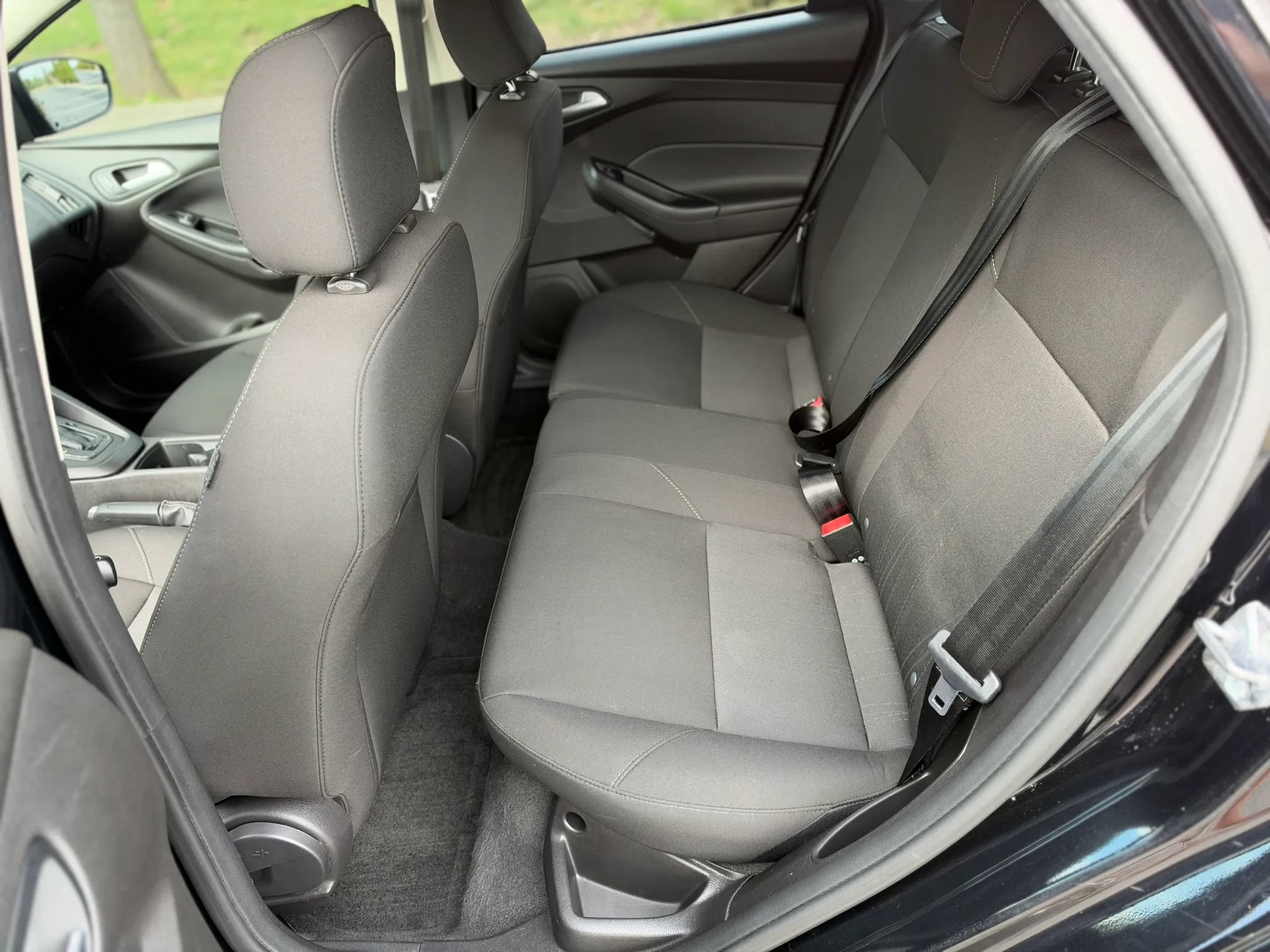 Used 2016 Ford Focus SE FWD image 10